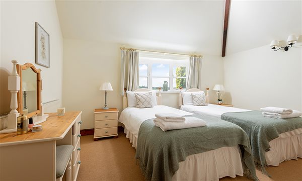 Byre twin room